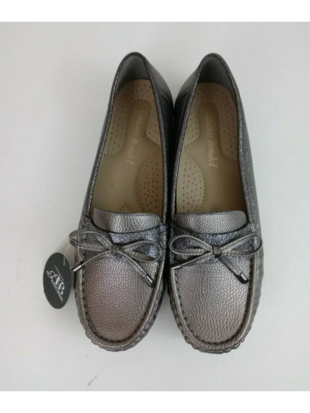 New Alexis Bendel Dorothy-30L Pewter Silver Leather Loafers Slip On Shoes Size 8